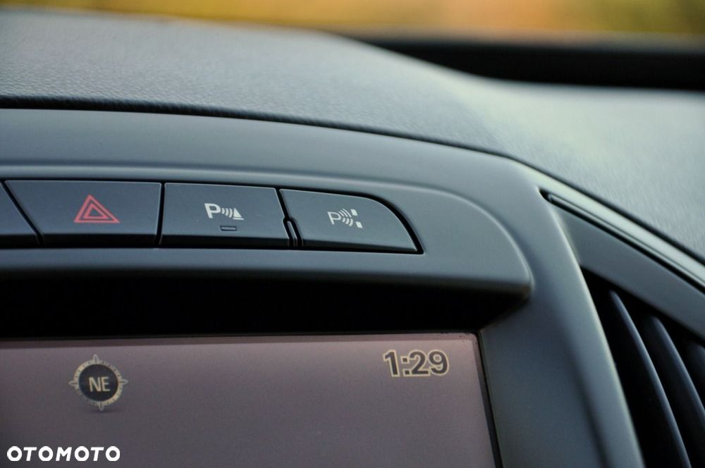 Opel Insignia - 30