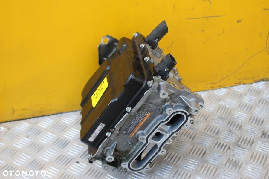 NISSAN PATHFIDNER R52 SILNIK ELEKTRYCZNY INWERTER