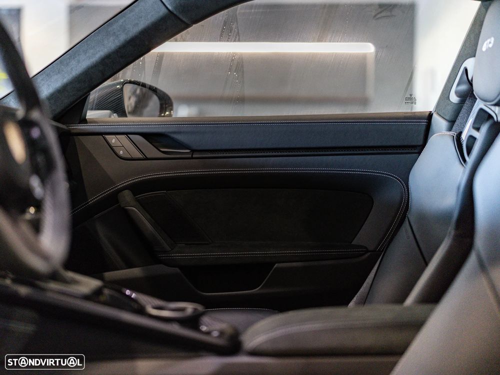 Porsche 911 (992) GT3 PDK - 38