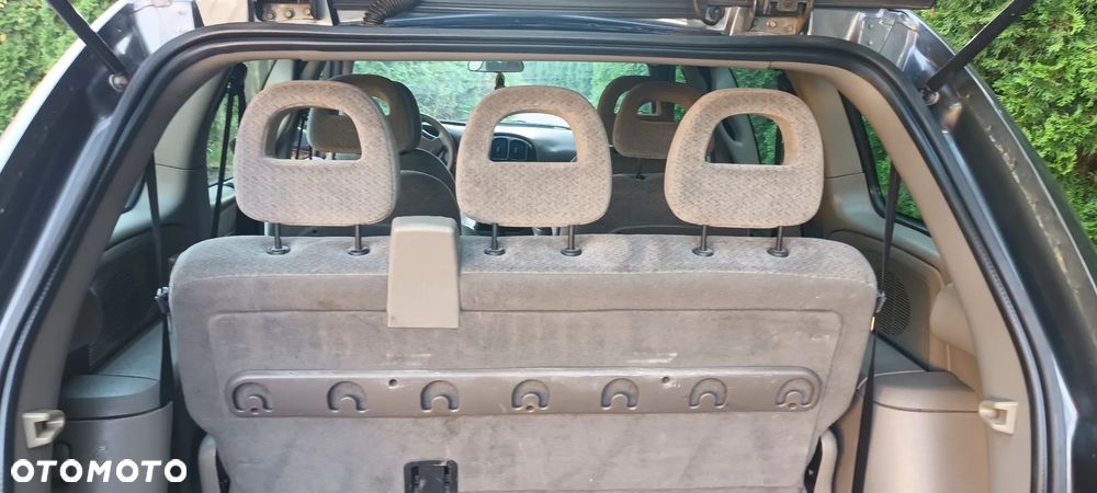 Chrysler Voyager - 17