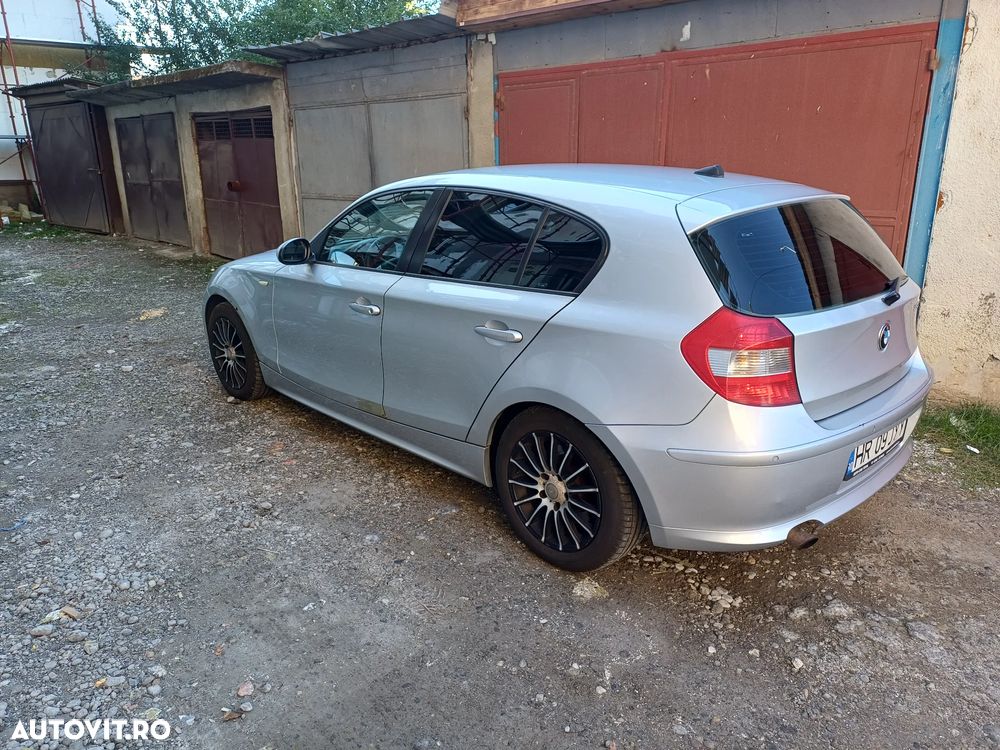 BMW Seria 1 120d - 4