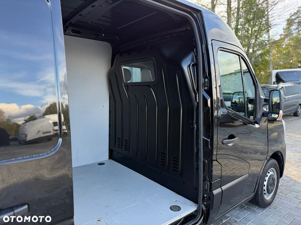 Renault Master L2 H2 / 2.3DCI 150KM / 2022 ROK / 195.700KM / Bezwypadkowy / CZARNY/ Zarejestrowany w PL - 8
