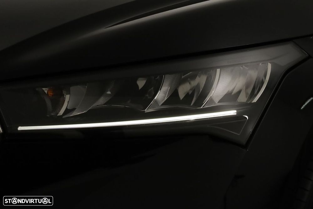 Skoda Enyaq iV 50 — fotografia 6
