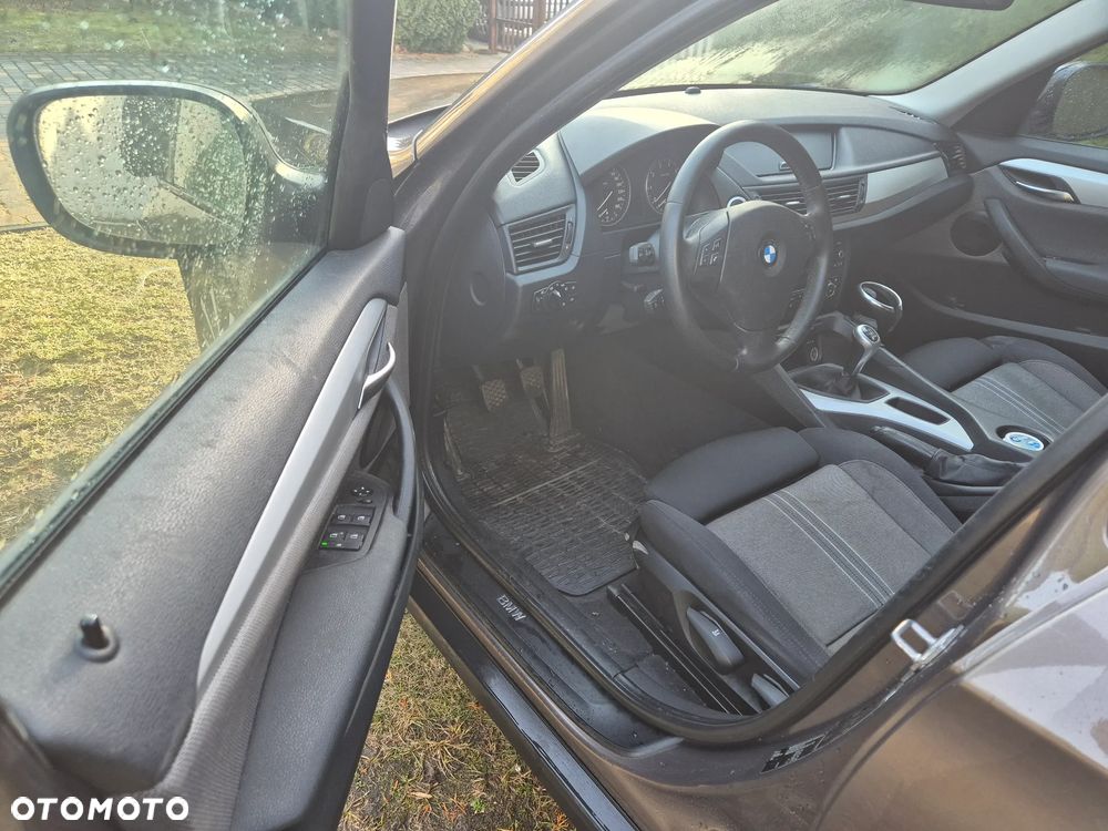 BMW X1 sDrive20i xLine - 10