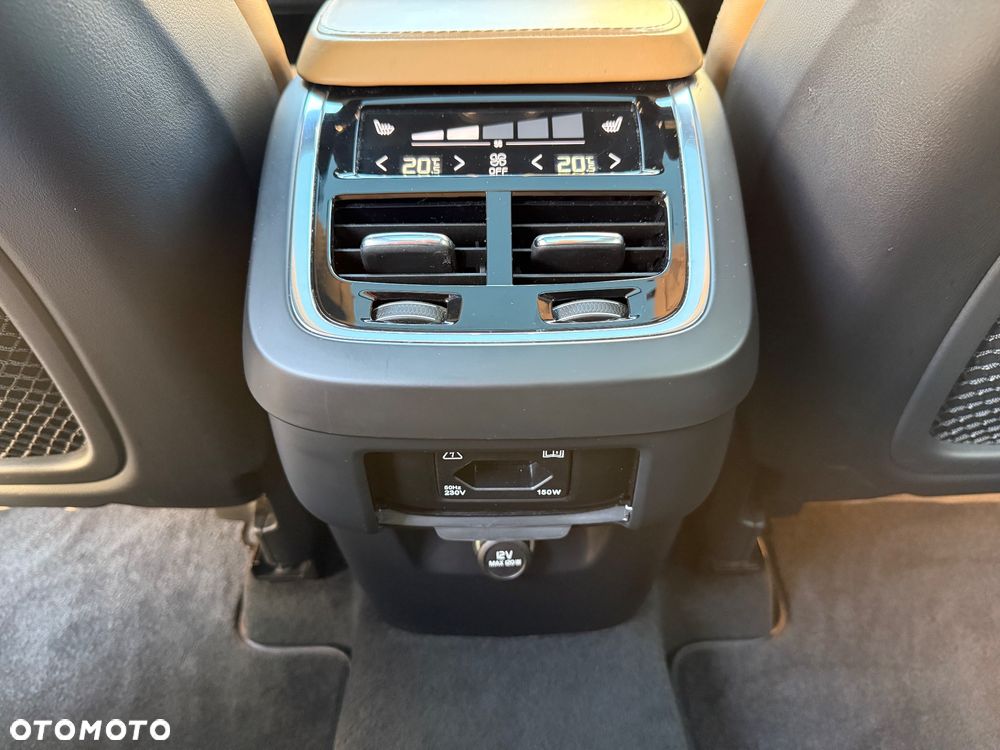 Volvo XC 90 D5 AWD Inscription 7os - 26