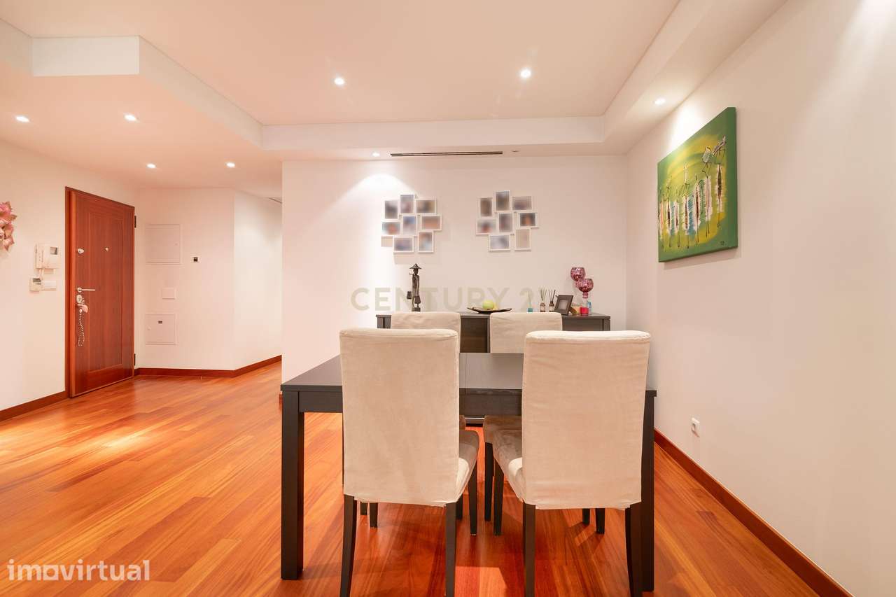 Apartamento T1 nas Colinas do Cruzeiro com Arrecadação e Parqueamento - Grande imagem: 5/30