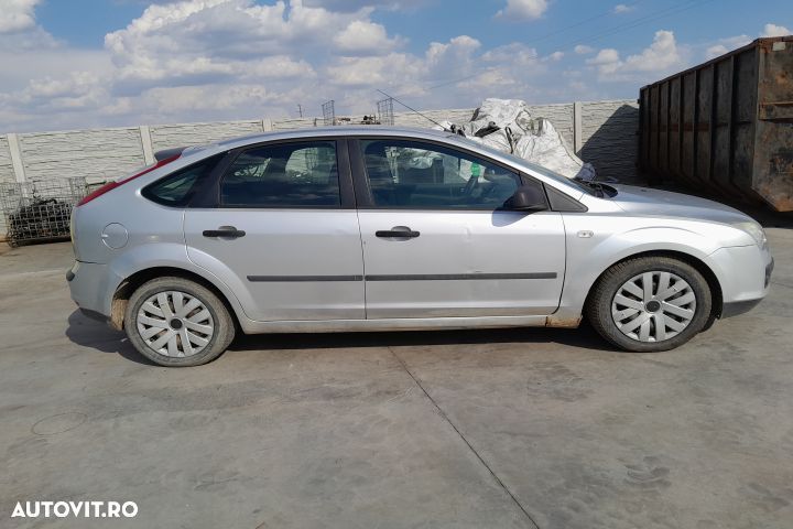 Dezmembrez Ford Focus 2 [2004 - 2008] Hatchback 5-usi 1.8 TDCi MT (11 - 3