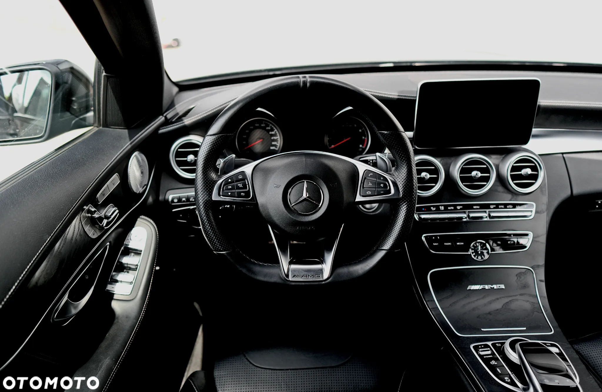 Mercedes-Benz Klasa C AMG 63 - 20