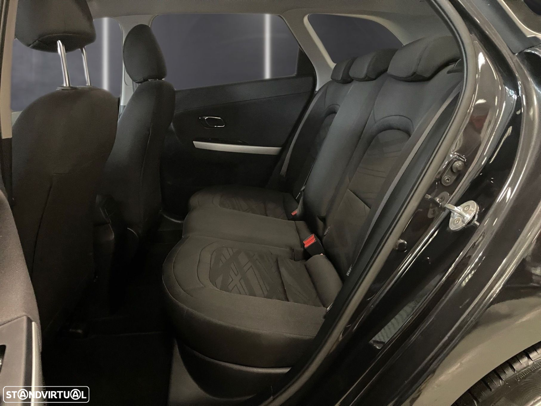 Kia Ceed SW 1.4 CRDi Nav Line - 27