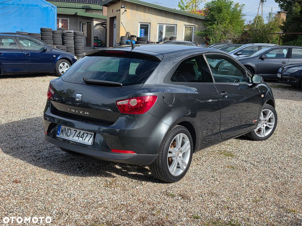 Seat Ibiza SC 1.4 16V Style - 11