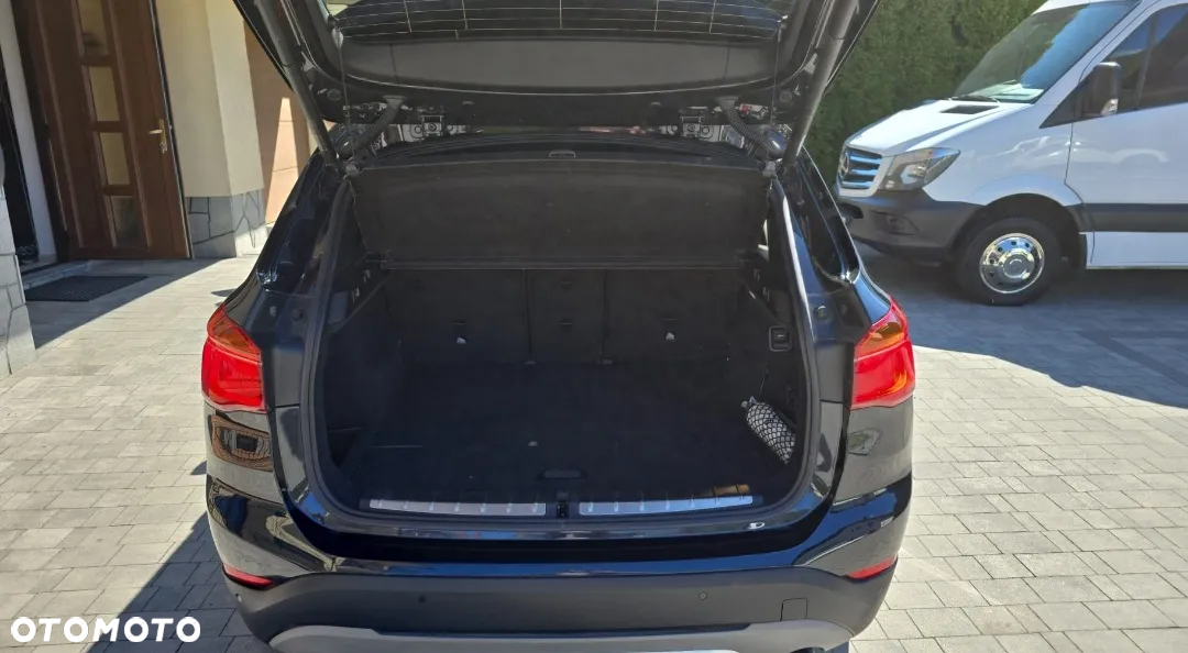 BMW X1 xDrive18d - 15