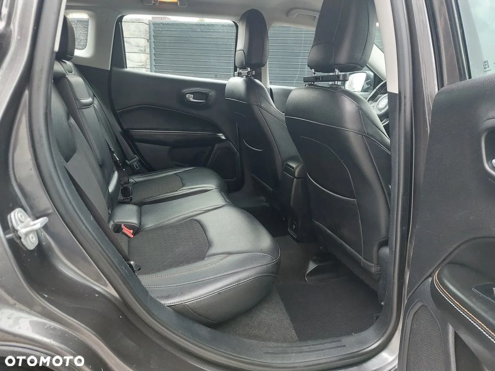 Jeep Compass 1.6 MJD Limited FWD S&S - 10