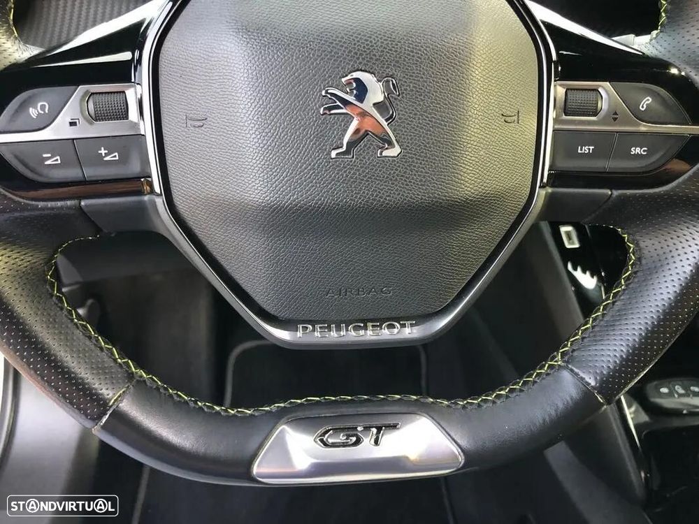 Peugeot e-2008 GT+ - 23