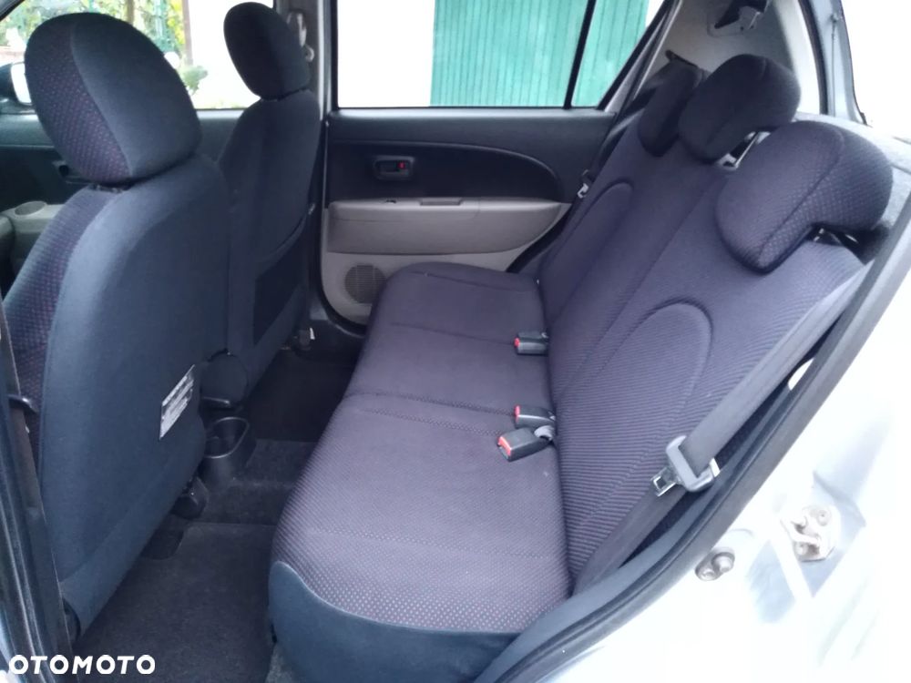 Daihatsu Sirion 1.0 - 12
