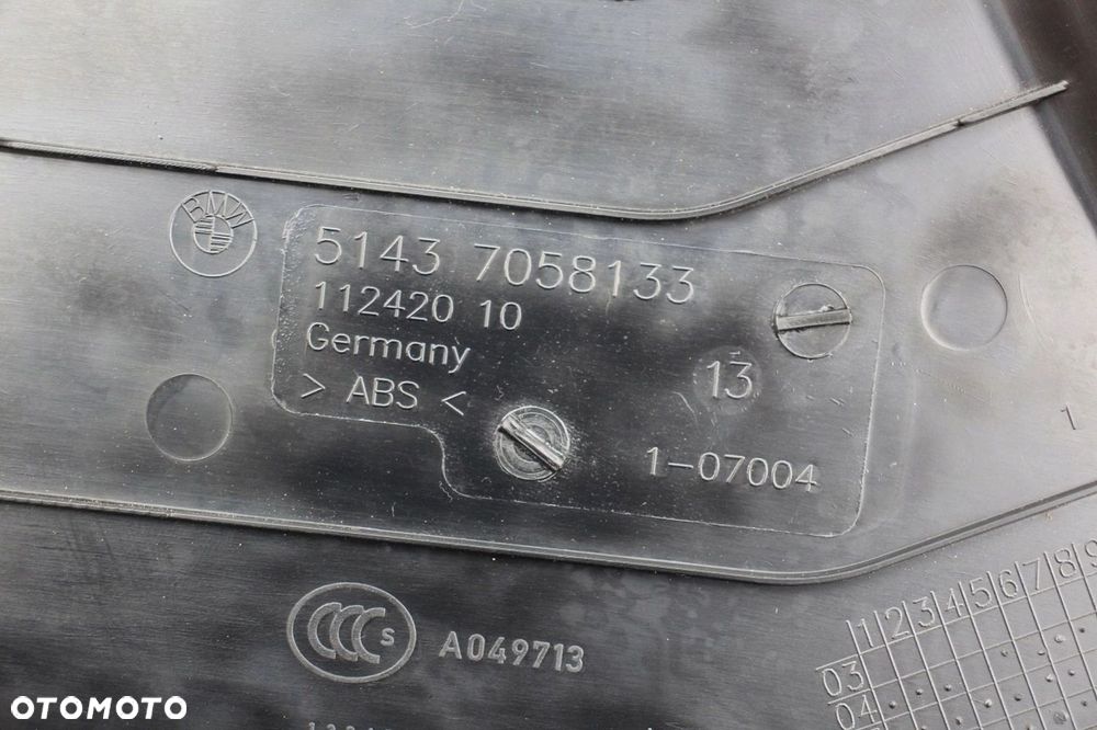 Osłona maskownica progu BMW 1 e82 e88 7058133 czarna LEWA - 3