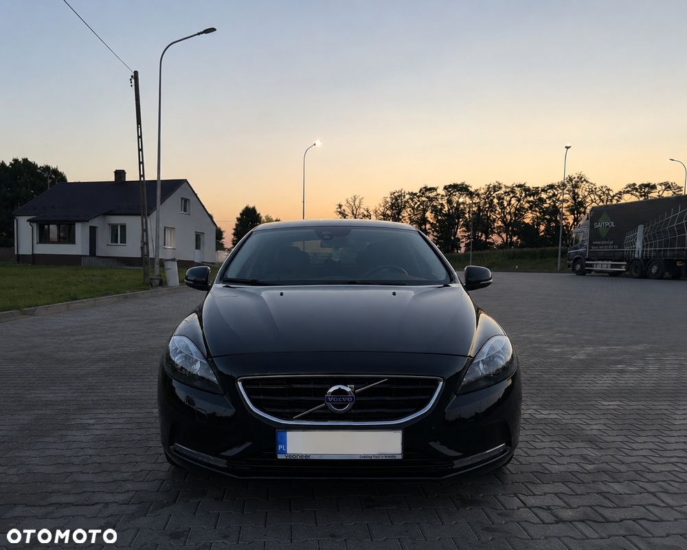 Volvo V40 D3 Momentum - 2