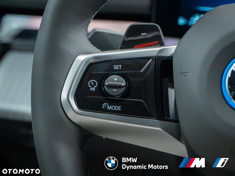 BMW Seria 5 530e xDrive - 27