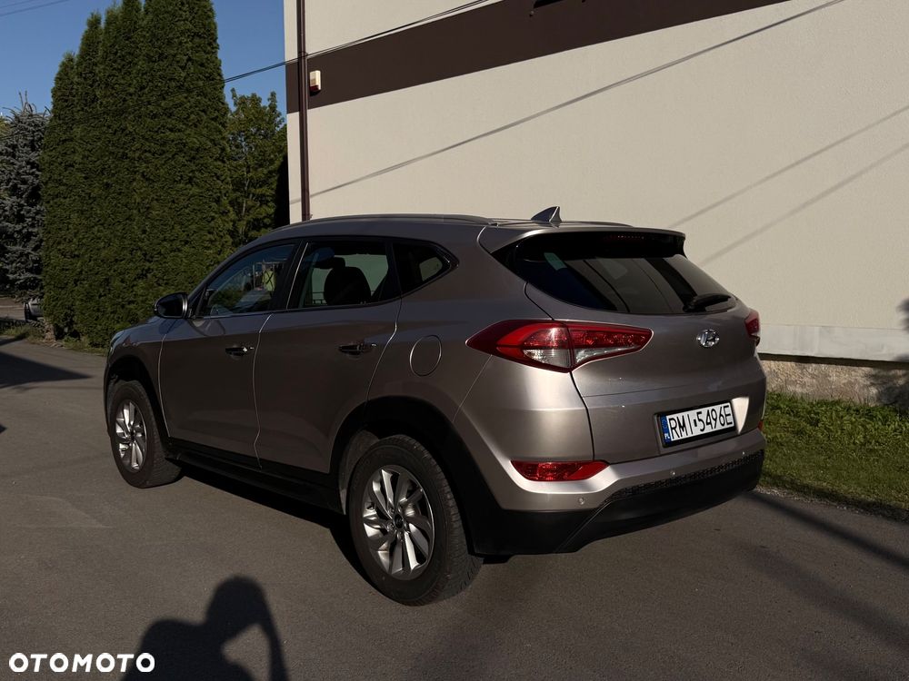 Hyundai Tucson blue 1.7 CRDi 2WD Style - 34