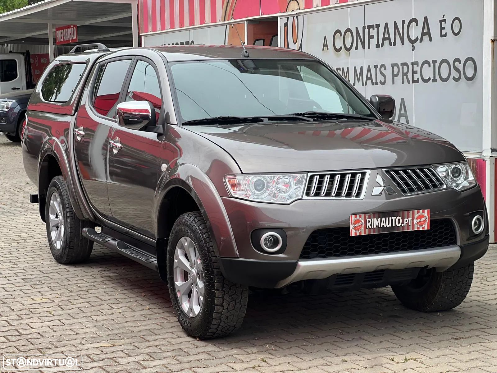 Mitsubishi L200 2.5 DI-D CD Intense HP 4WD - 1