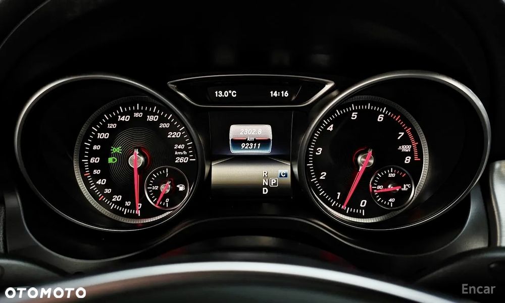 Mercedes-Benz CLA 250 4Matic 7G-DCT Sport - 8