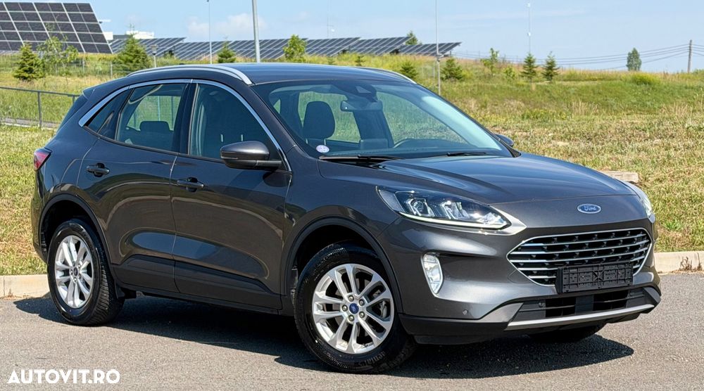 Ford Kuga 2.5 Duratec FHEV TITANIUM - 2