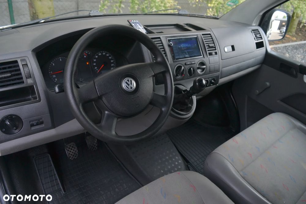 Volkswagen Transporter T5 City - 11