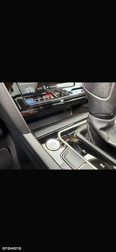 Volkswagen Passat 1.5 TSI EVO Elegance DSG - 34