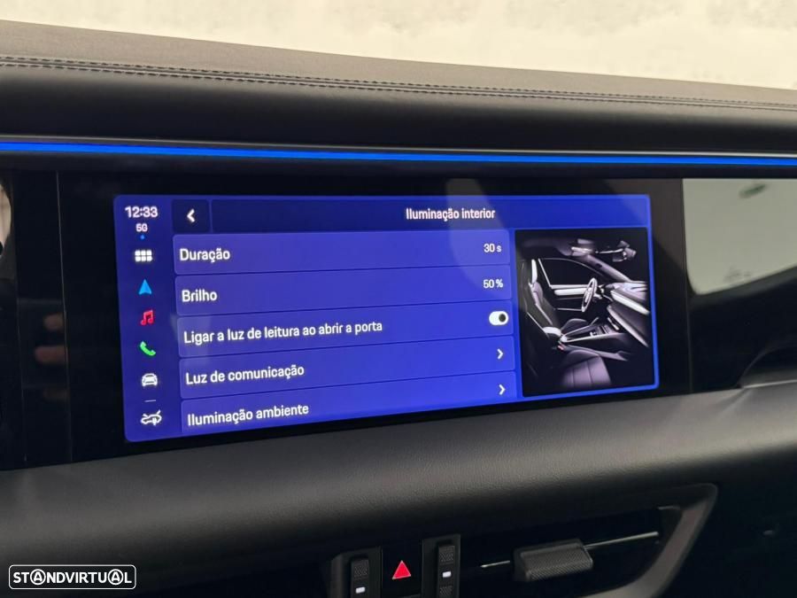 Porsche Macan Electric 4 - 36