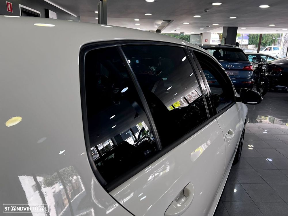 VW Golf 2.0 TSi GTI - 15