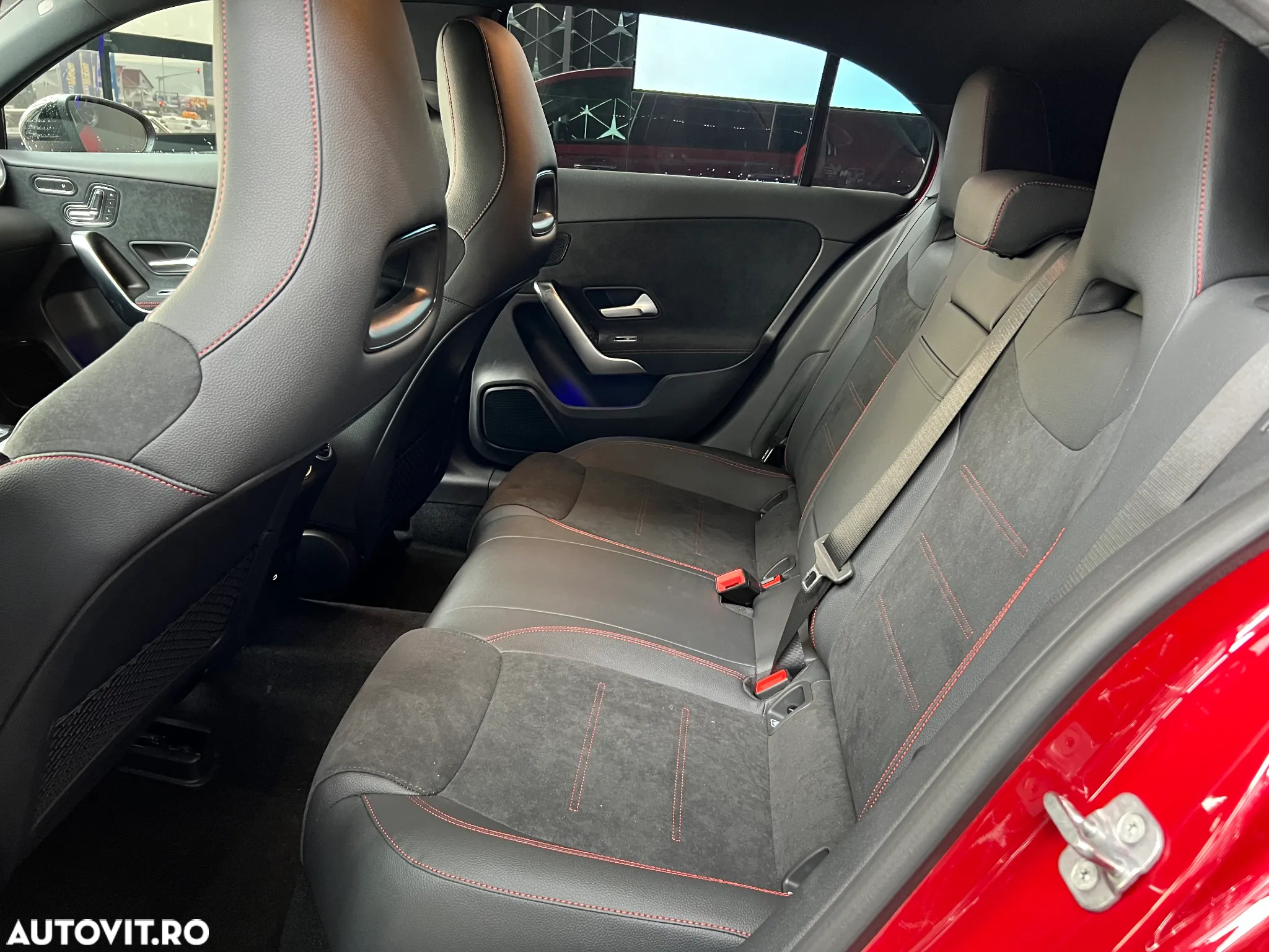 Mercedes-Benz A 200 MHEV 7G-DCT Sedan - 10