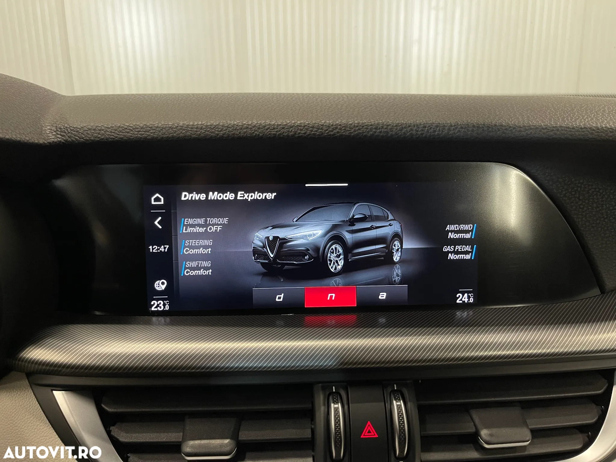 Alfa Romeo Stelvio 2.0 Turbo AWD AT8 Veloce - 24