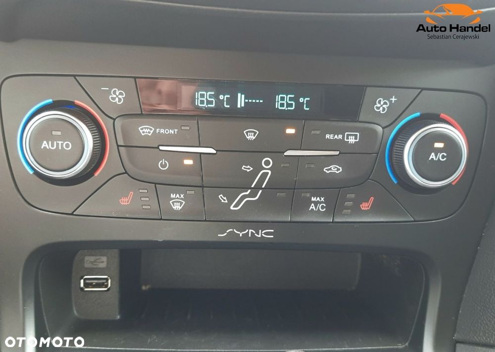 Ford Focus - 31