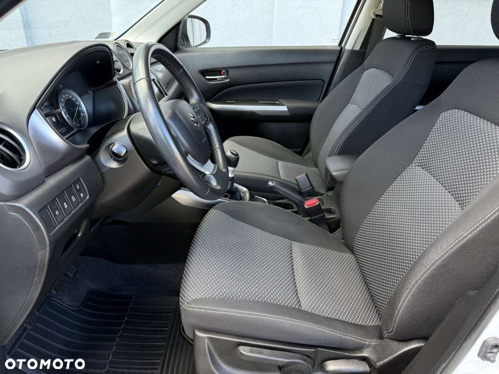 Suzuki Vitara - 18
