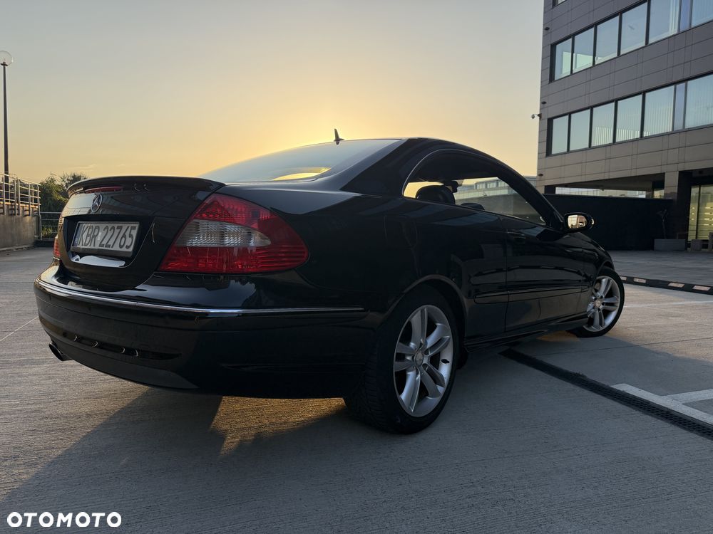 Mercedes-Benz CLK 320 CDI 7G-TRONIC Avantgarde DPF Sport Edition - 8
