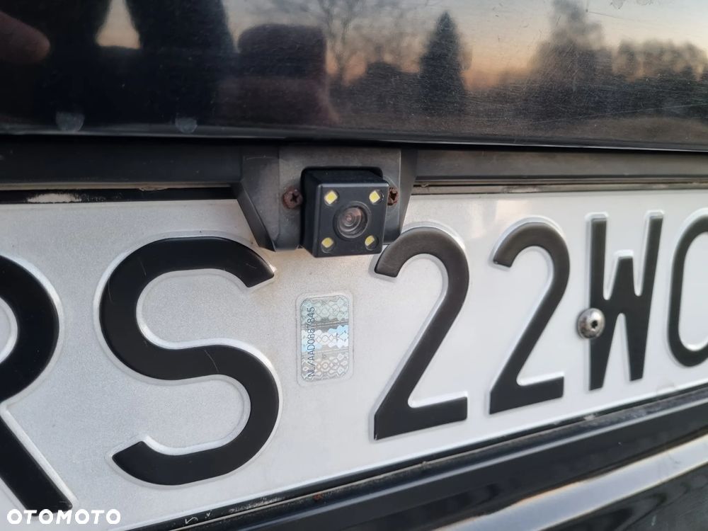 Volkswagen Multivan - 34