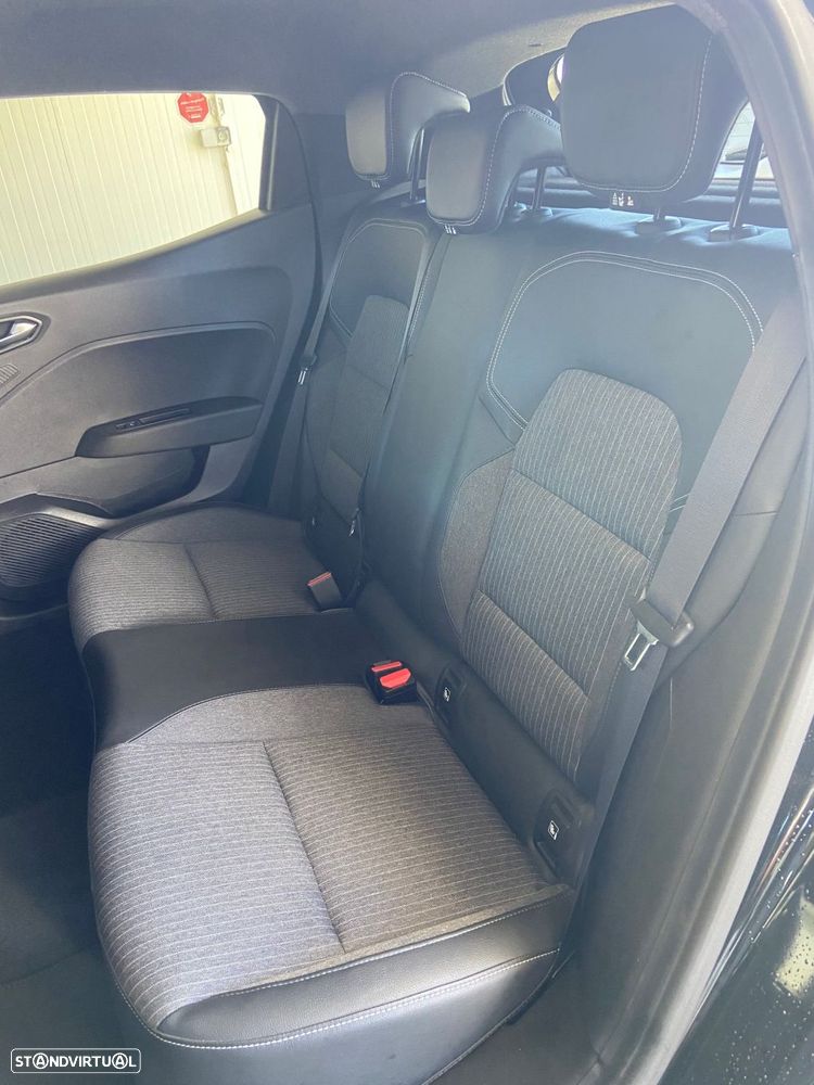 Renault Clio 1.0 TCe Techno Bi-Fuel - 13