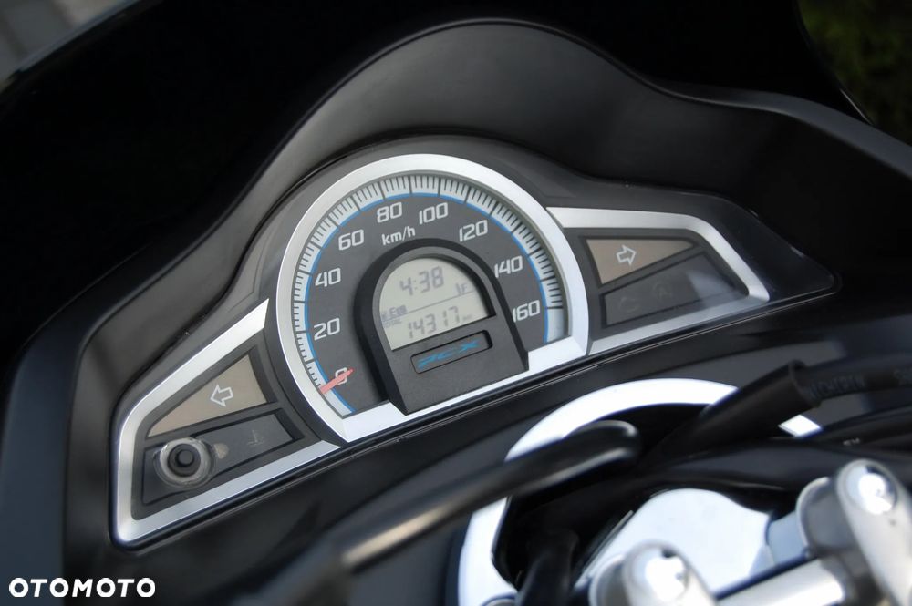 Honda PCX - 10