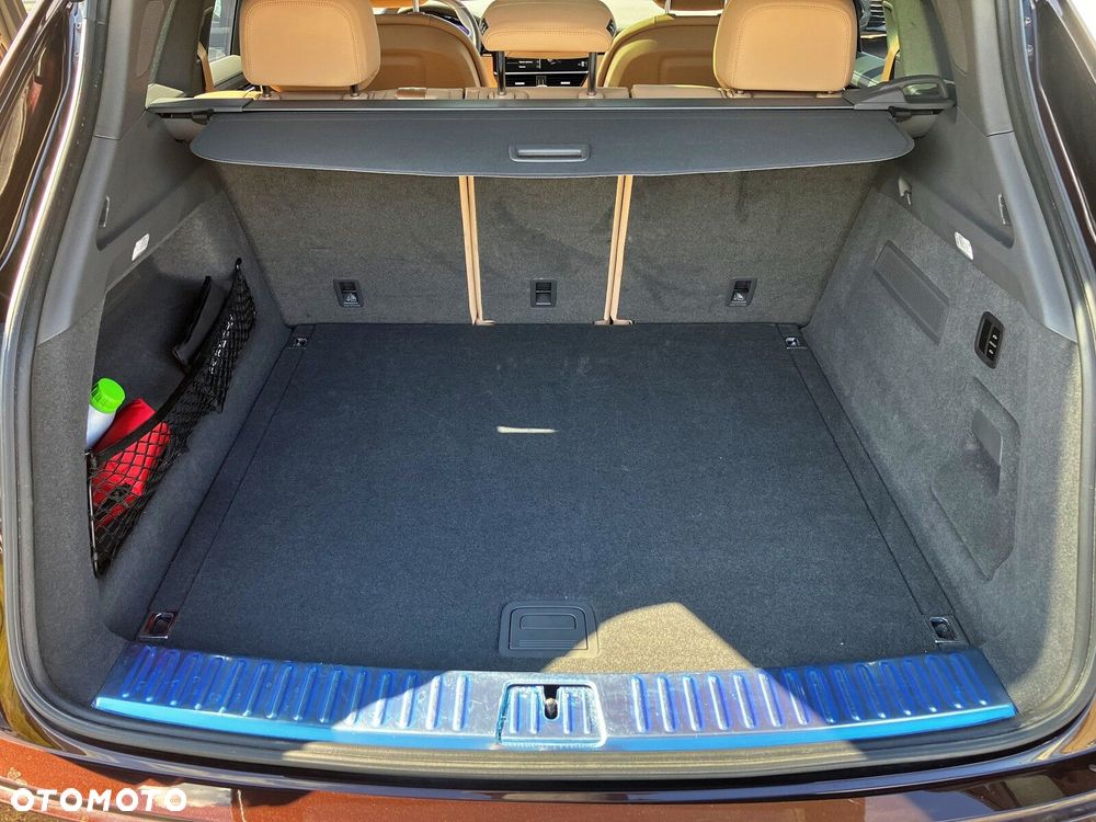 Porsche Cayenne Standard - 35