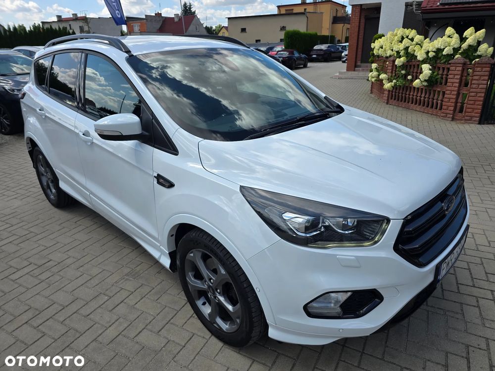 Ford Kuga - 2