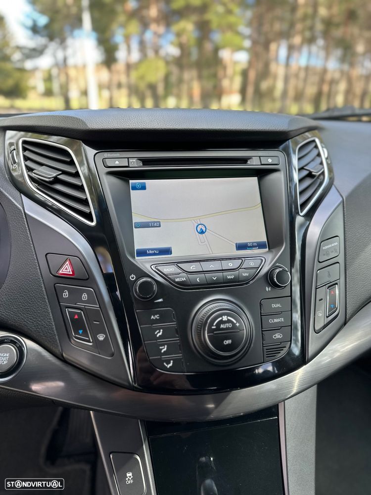 Hyundai i40 SW 1.7 CRDi Blue Comfort - 25