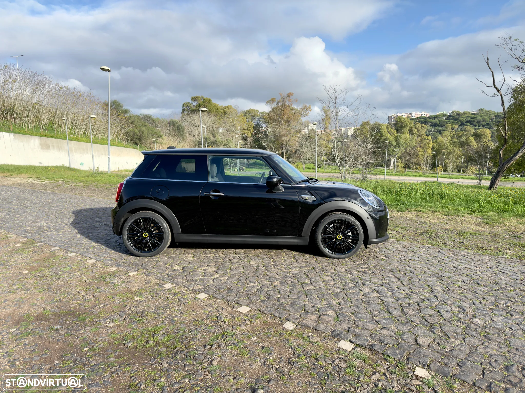 MINI 3 Portas Cooper SE - 2