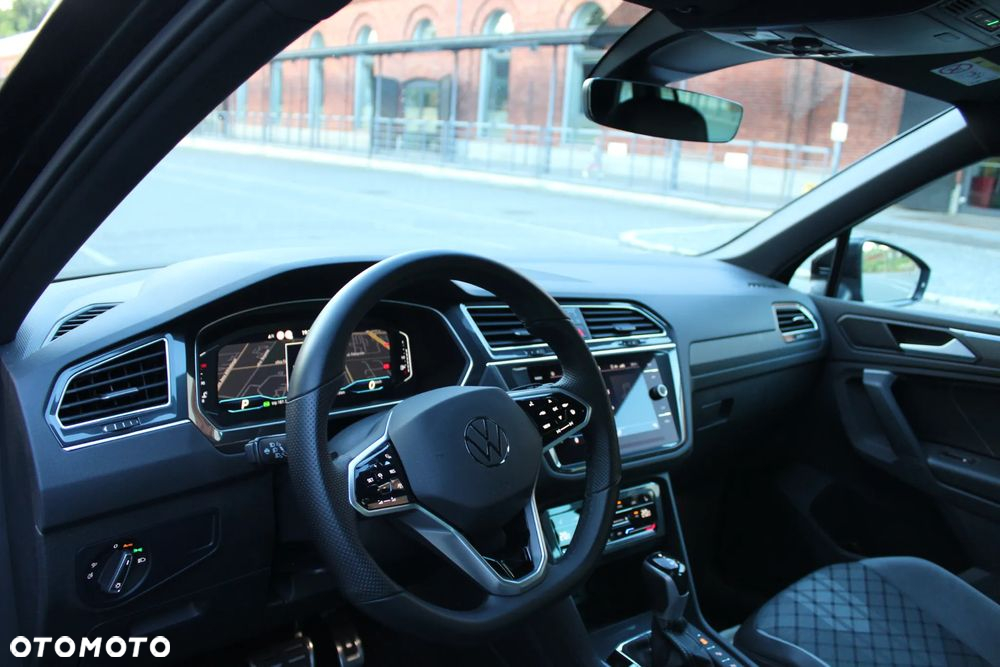 Volkswagen Tiguan - 9