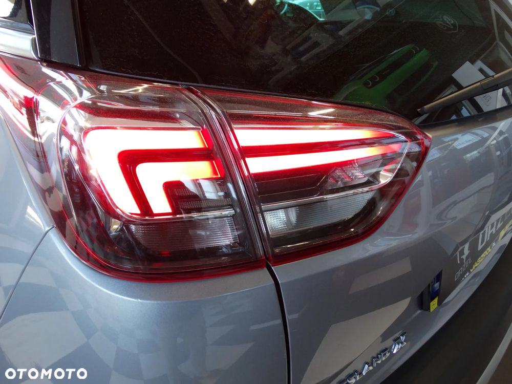 Opel Crossland X 1.2 T 120 Lat S&S - 31