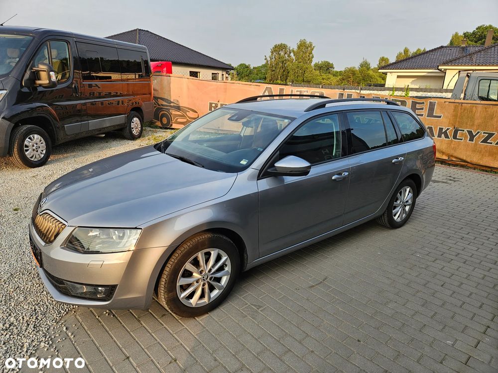 Skoda Octavia 1.6 TDI Joy DSG - 9