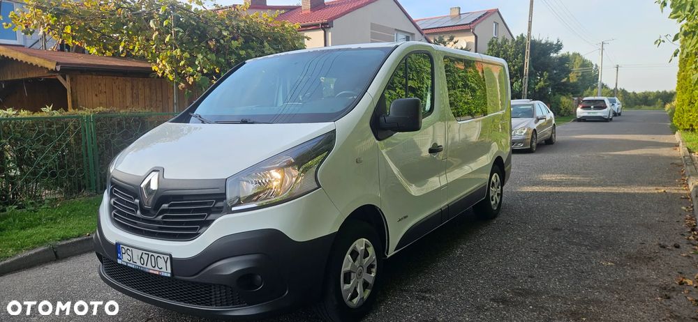 Renault Trafic 2016 photo 2