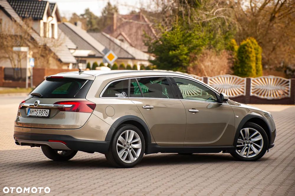 Opel Insignia - 19