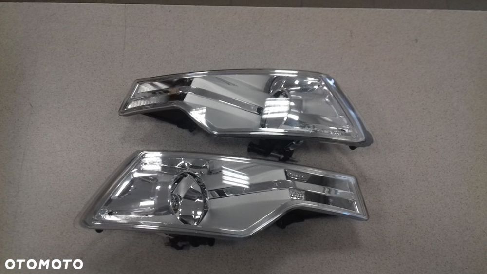 HALOGEN CITROEN C5 2008- NOWY - 1