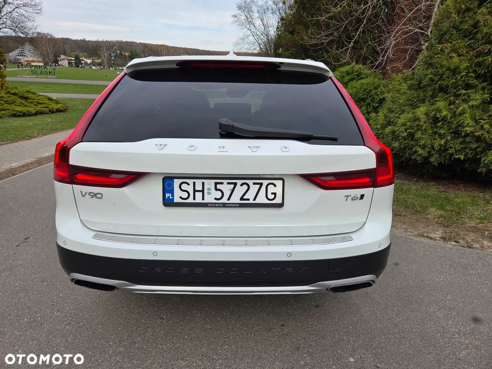 Volvo V90 Cross Country T6 AWD Geartronic - 23