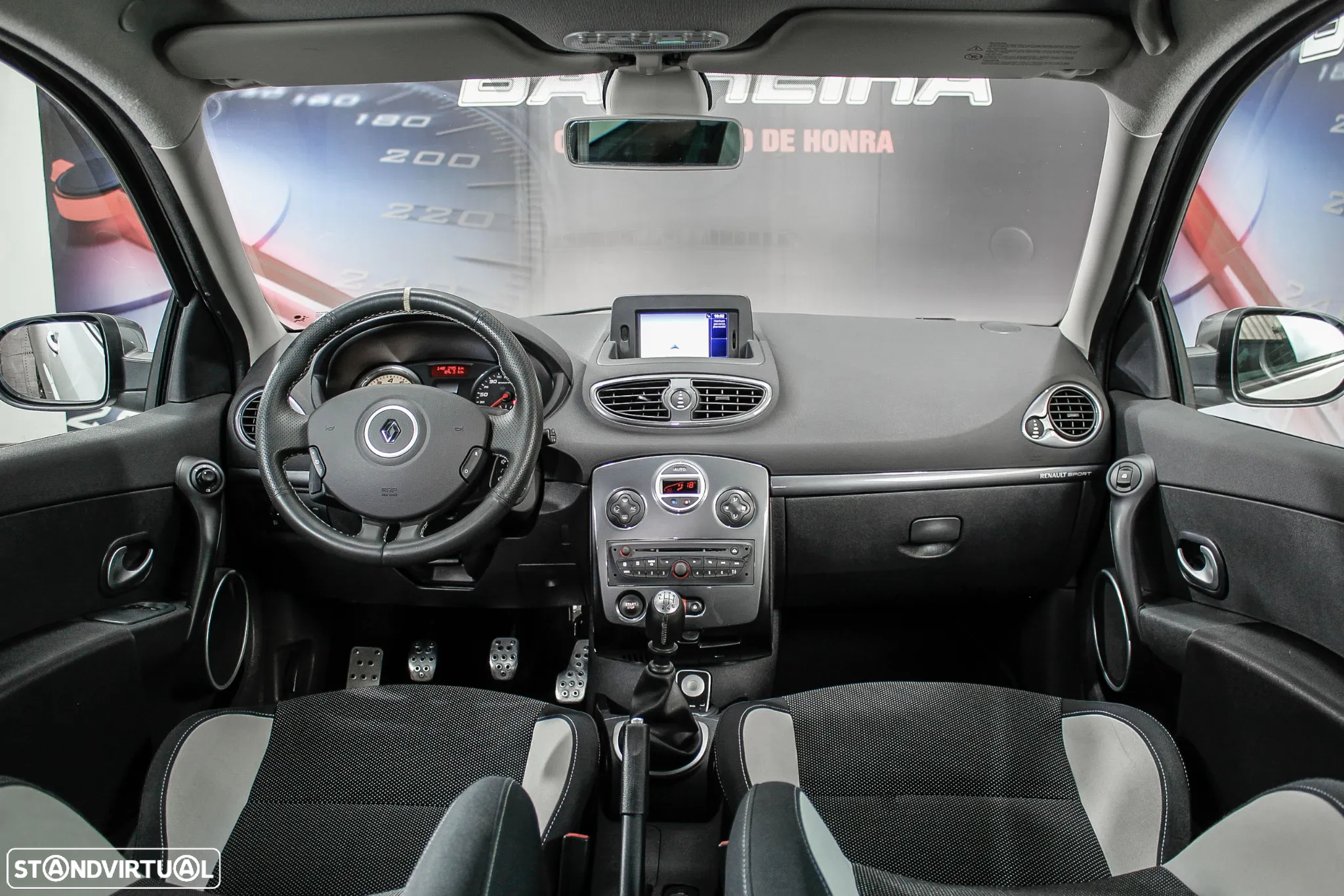 Renault Clio 2.0 16V RS - 3