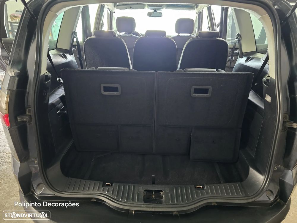 Ford S-Max 1.8 TDCi Titanium 7L - 9